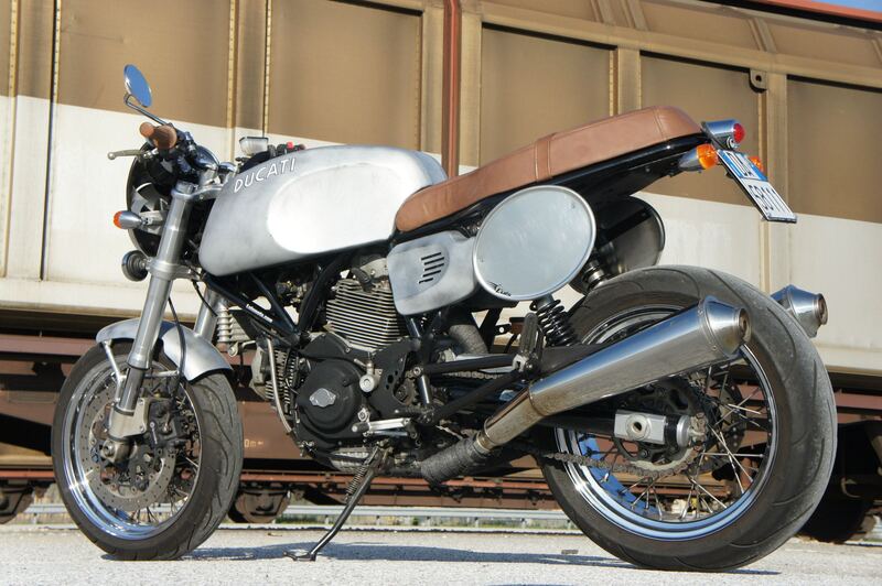 Ducati GT1000 Brat Style