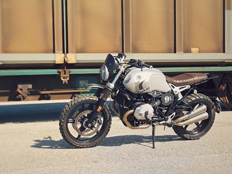 BMW NineT Scrambler Paris Dakar silver edition