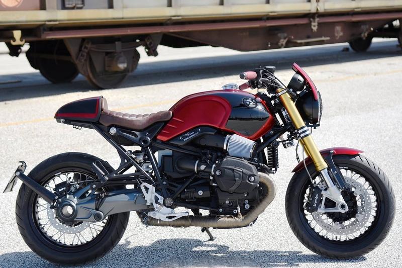 BMW R NineT Roadster Special Red Passion una R9T Custom