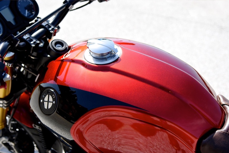 BMW R NineT Roadster Special Red Passion una R9T Custom