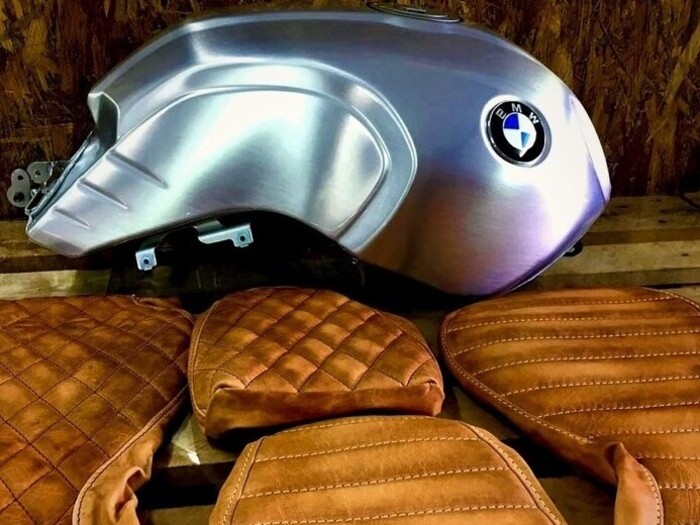 Copertina sella in pelle marrone invecchiata BMW R NineT Family