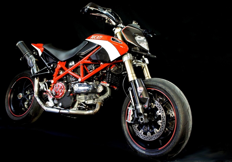 Hypermotard 1100 S special