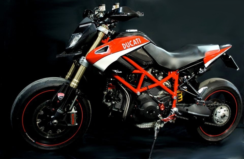 Hypermotard 1100 S special